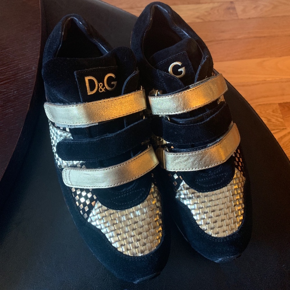 Men’s size 12 D&G